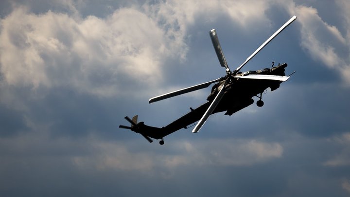 Только на земле я узнал, что мы везли Путина: Пилот трижды пытался вернуть группу вертолётов из-за опасности в облаках