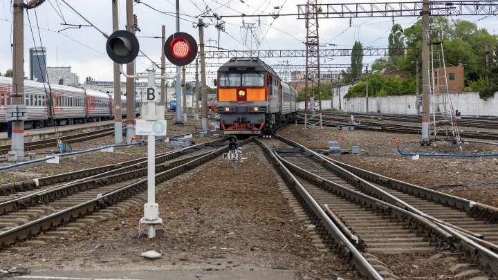 Приговор: 18 лет за подготовку к взрыву железной дороги в Подмосковье