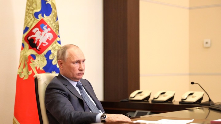 В Кремле назвали главный фактор при выборе места встречи Байдена и Путина