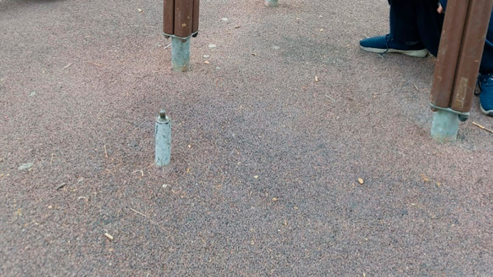 В Челябинске падение ребёнка на железный штырь вылилось в уголовное дело