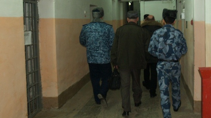 В Ростовской области отстранили от службы капитана полиции после смерти задержанного