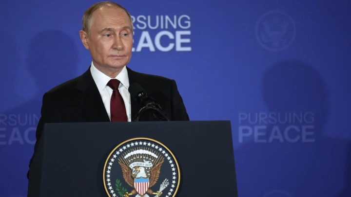 Путин неожиданно изменил подготовленную речь после переговоров с Трампом