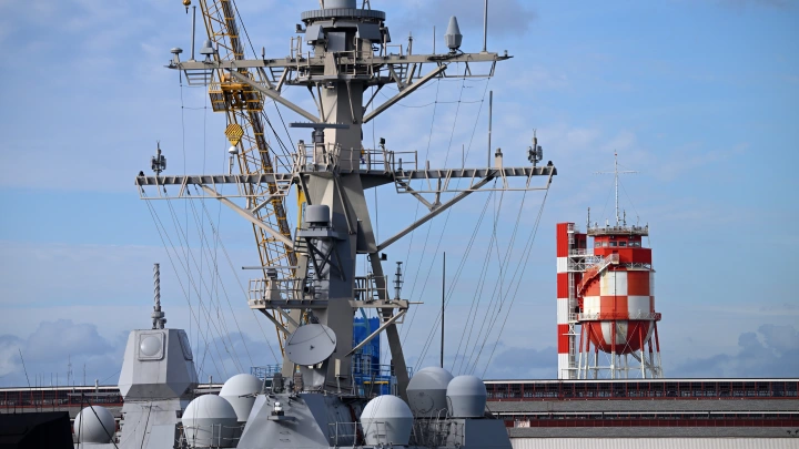 Русские моряки оказались под обстрелом США в Йемене: опубликованы кадры повреждений