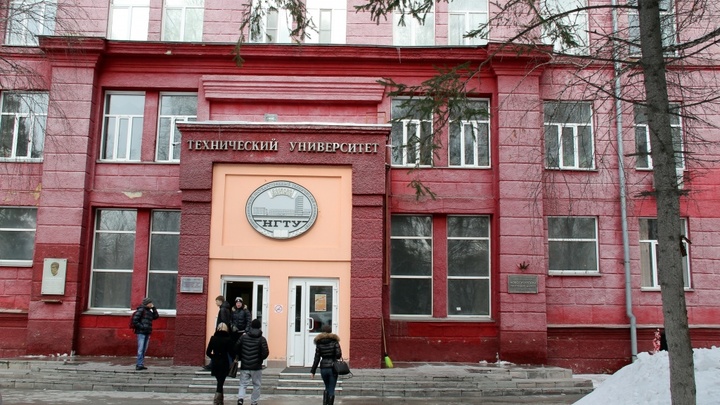 Студентов и школьников эвакуировали из учебных заведений в Новосибирске