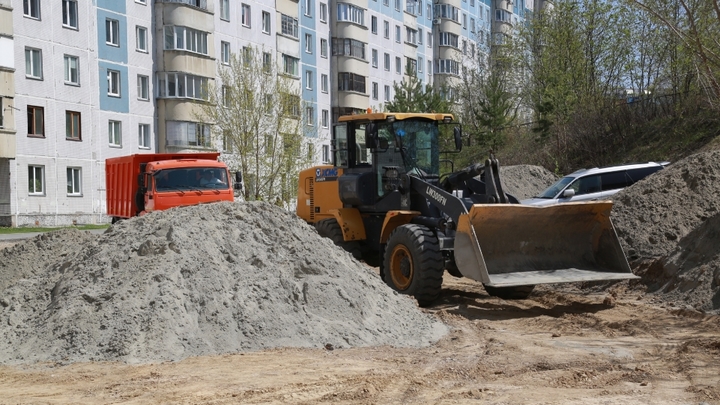 В Новосибирске в 2023 году отремонтируют 222 дворовые территории