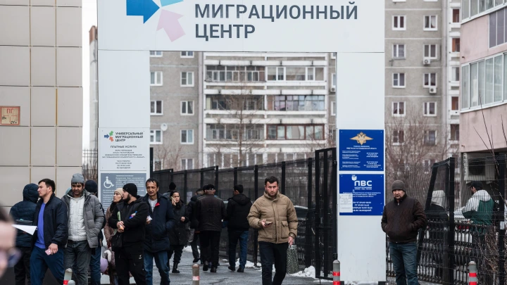 Мигранты преткновения: депутат и омбудсмен в Свердловской области поспорили из-за центра для иностранцев