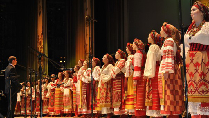 Кубанский казачий хор принял участие в божественной Литургии в одном из храмов Краснодара
