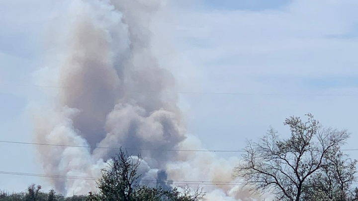 В небе над Белгородом прогремели девять сильных взрывов