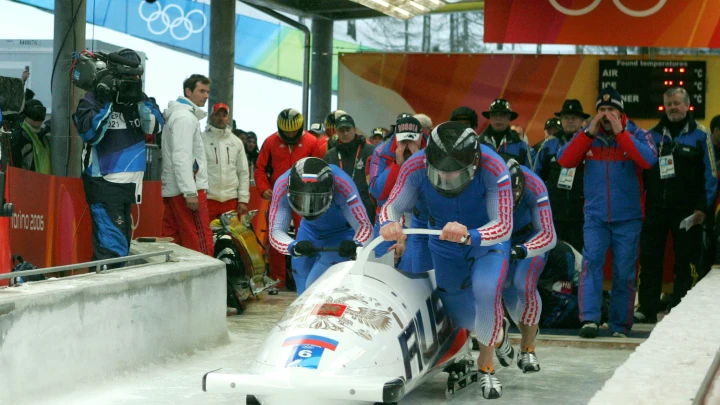 Титулованные саночники отправлены в СИЗО по делу о крупном хищении бюджетных денег