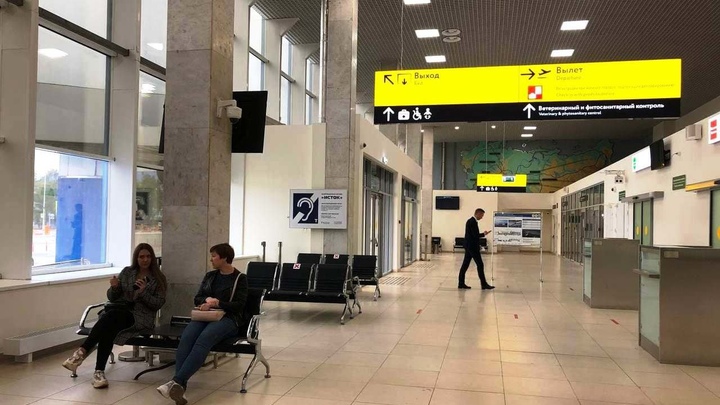В аэропорту Челябинска более чем на 6 часов задержали рейс