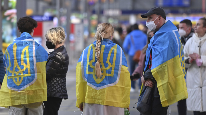 Я просто была в шоке: Украинская беженка отчитала власти Праги за историческую память