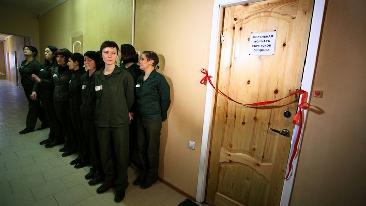 Основатель ЧВК Вагнер намерен забрать в зону СВО женщин-заключенных из свердловских колоний