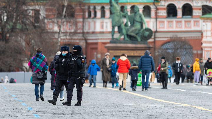 Третьей волны не будет, но... Этой весной Россия попадёт в вечную ловушку?