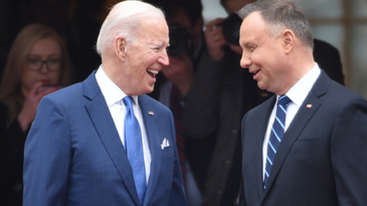 Байден попытался унизить Россию, но попал в самое больное место Польши