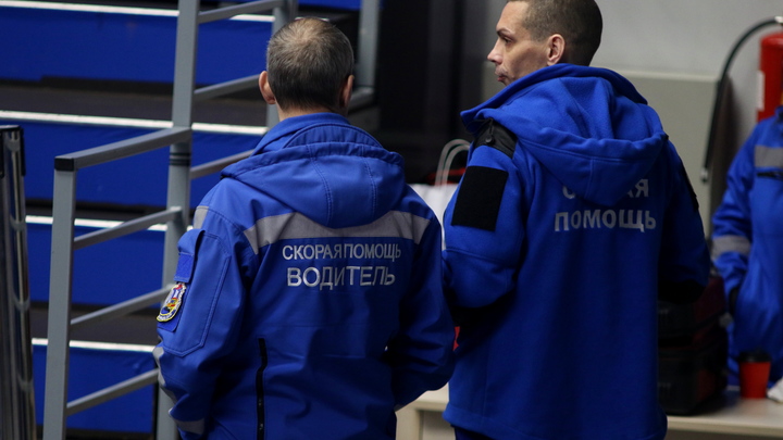 Американец в русской больнице повторял один и тот же вопрос: Доктор, почему вы это делаете?