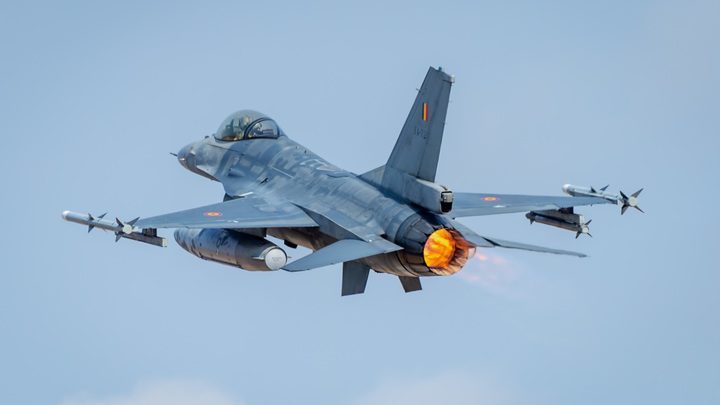 Русским подбросили нового врага. Ответ будет молниеносным. Закрытая сводка СВО