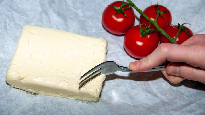 Для детей это прямой риск: Как выбрать качественное сливочное масло - эксперты дали совет