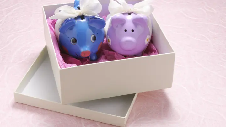 Цены рванули вверх: Не такого сюрприза мы ждали к Новому году. Чем закупиться заранее, что подорожает сильнее всего?