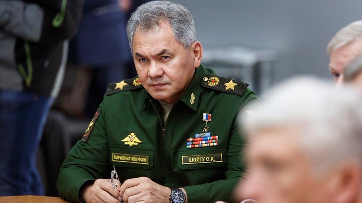 Глава Минобороны Армении сообщил Шойгу о ситуации на границе