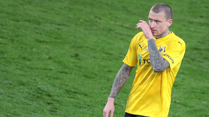 Футболиста Мамаева преследуют скандалы