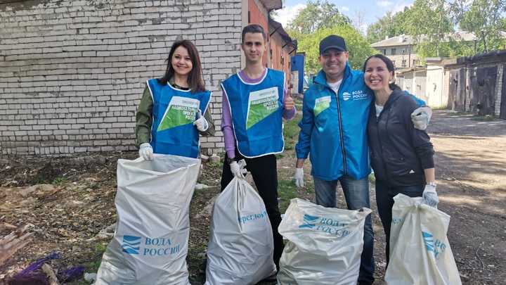 Берег нижегородской реки Борзовки очистили во время субботника