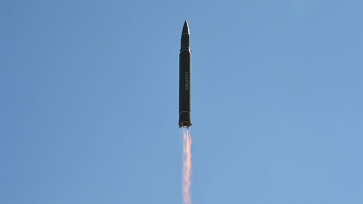 Быстрее звука в 20 раз: Гиперзвуковую ракету «Авангард» запустили в серийное производство