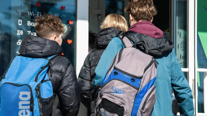 Первый приговор уже вынесен: Подростков, избивших сверстника в Новой Москве, выгнали из школы