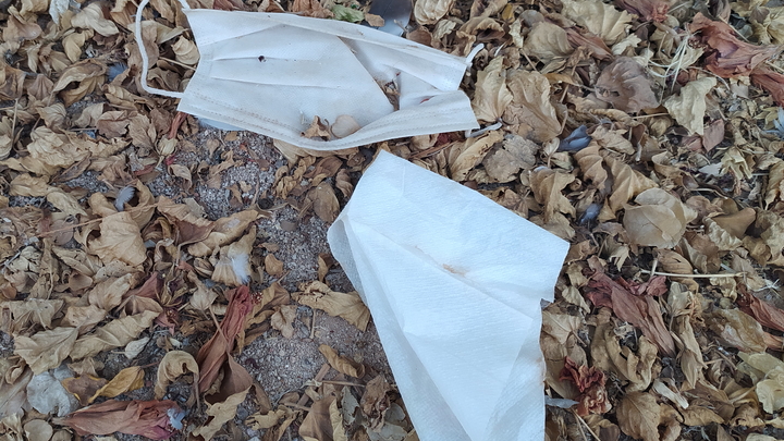 Против введения масочного режима и коронавирусных ограничений выступило 57% жителей Самары