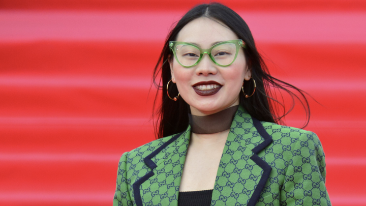 Обрусевшая китаянка предала вторую Родину: Ян Гэ соврала о России на международном Голосе