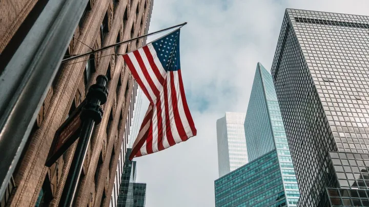 США приготовили новые пошлины для грязной пятнадцатки: В список стран может попасть Россия