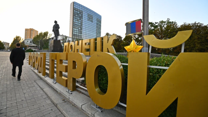 В Донецк вернулись 90-е: Дельцы и деляги всех мастей снуют - выводы бойцов батальона Восток