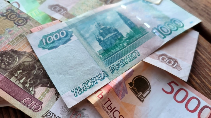Глава Сбера огорошил прогнозом: рубль ждёт непростой конец года