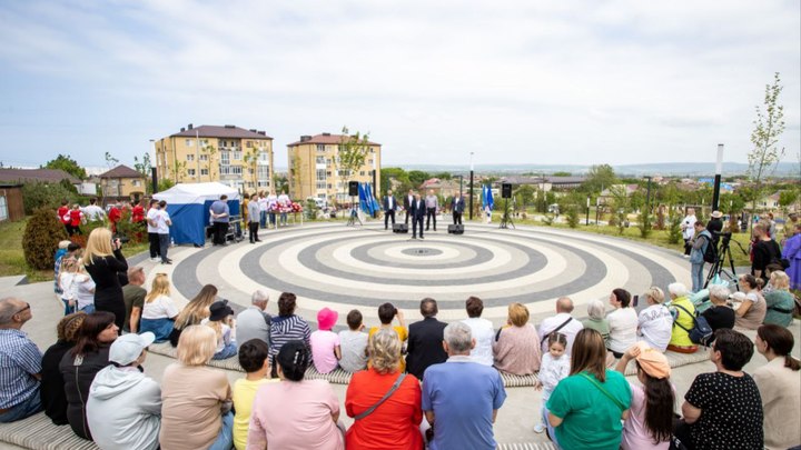 В Анапе отпраздновали День соседей