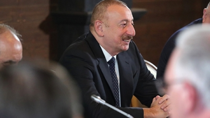 Какая же это победа? Русские осадили Алиева после заявления о Карабахе