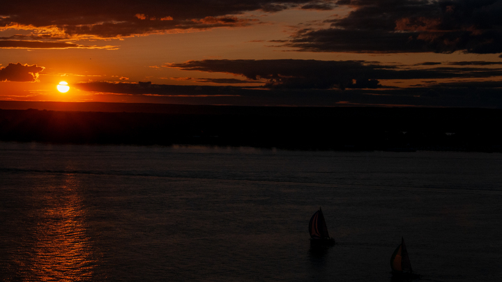 Особенные люди: Генетик рассказала, кому необходимо меньше солнца
