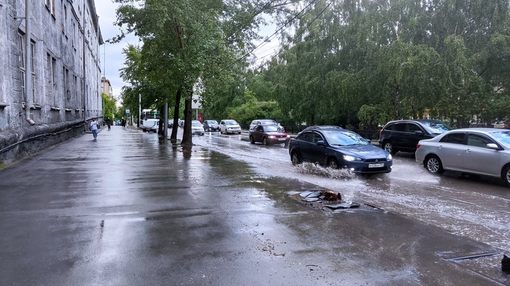 Прокуратура обязала мэрию Новосибирска построить ливневки