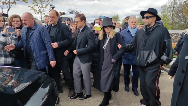 Пугачёва до сих пор выкачивает деньги из русских: Выяснилось, как зарабатывает опальная певица