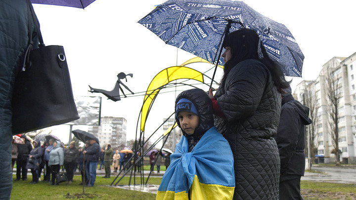 Более трети украинских беженцев не собираются возвращаться на родину из Польши