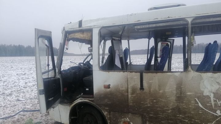 В ДТП с рейсовым автобусом на трассе Иваново-Кинешма погиб пассажир