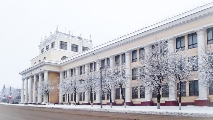 Минздрав России присвоил Ивановской медицинской академии статус университета