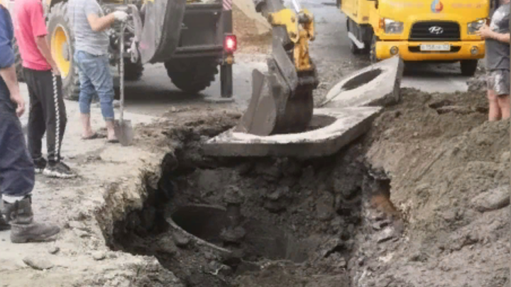В дома краснодарцев и госпиталь ветеранов войн вернули холодную воду