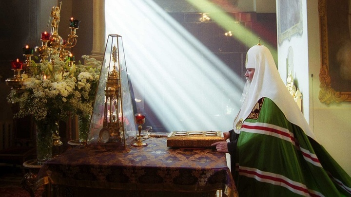 Хранитель национального единства: Светлой памяти Святейшего Патриарха Алексия II