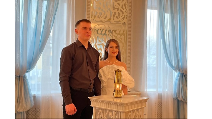 Огонь Всероссийского семейного очага привезли в Центральный ЗАГС Читы
