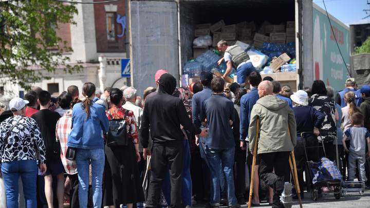 В Запорожье уже три недели не работают пункты выдачи гуманитарной помощи