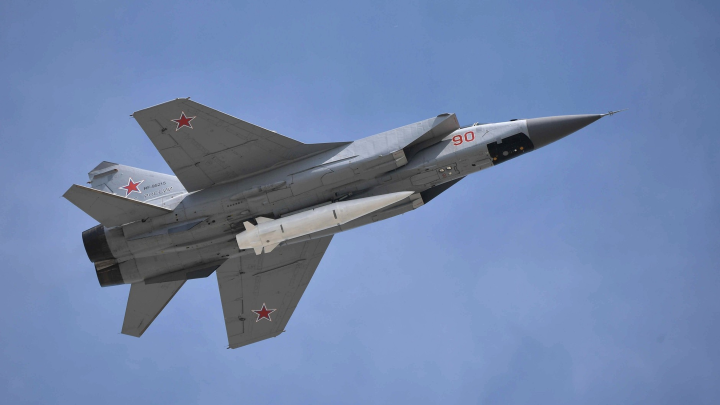 СВ: ПВО ГВ Север зафиксировала 6 пусков ракет HIMARS по Судже
