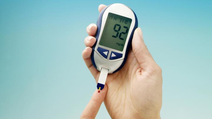 Врач назвала простой способ распознать сахарный диабет без анализа: Есть три признака