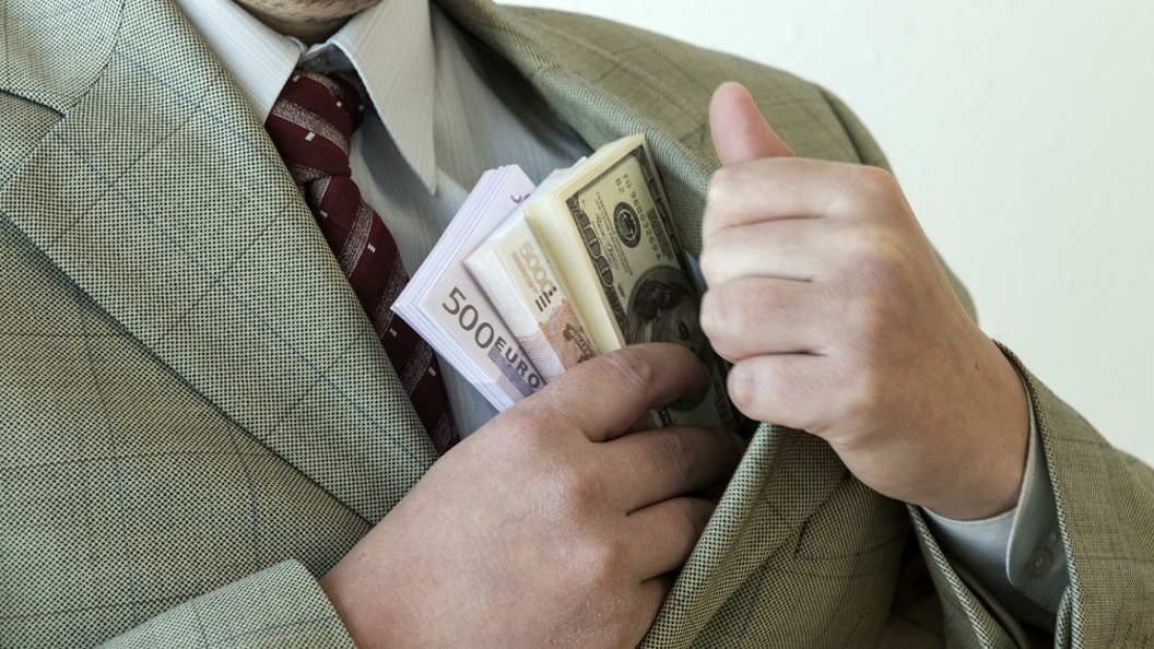 Подследственный мэр Владивостока написал заявление об отставке Подследственный мэр Владивостока написал заявление об отставке