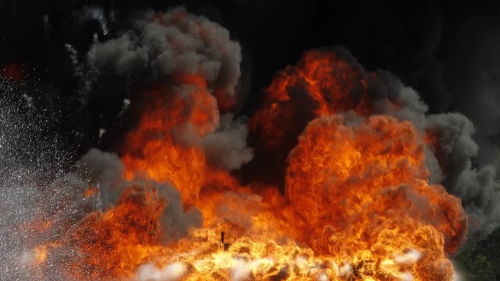 Явная диверсия: Во Львове обсуждают пожар на крупнейшем заводе - вспыхнул ЛАЗ