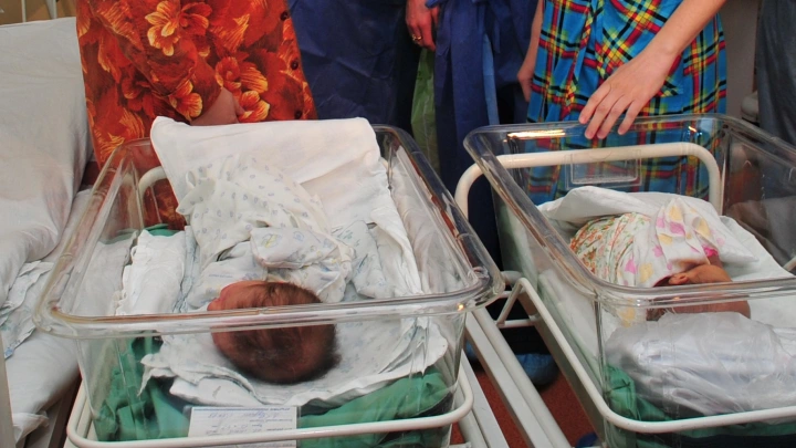 Скорая вместо такси: Фельдшер возмутилась схемой мигранток для бесплатных родов