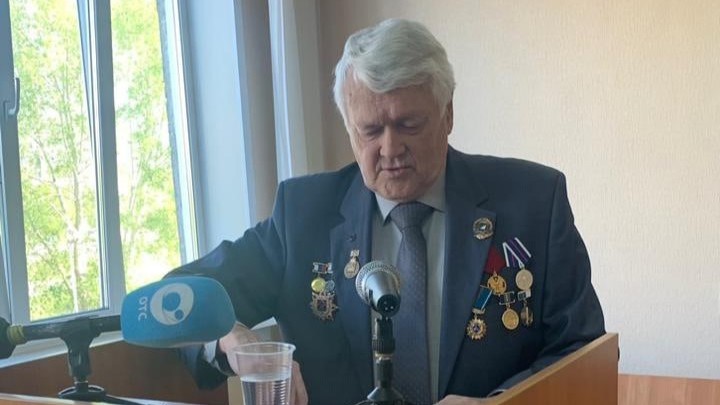 Портрет академика Асеева ещё не убрали из галереи Почётных жителей Новосибирска
